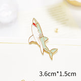 Pin's Grand Requin Blanc taille