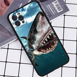 Coque Requin Ensanglanté