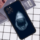 Coque Requin Bouche (iPhone)